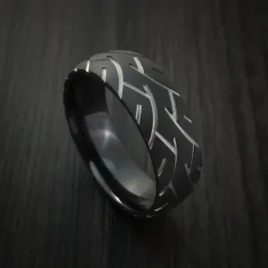 Black Titanium Men's Ring Textured Tread Pattern Band