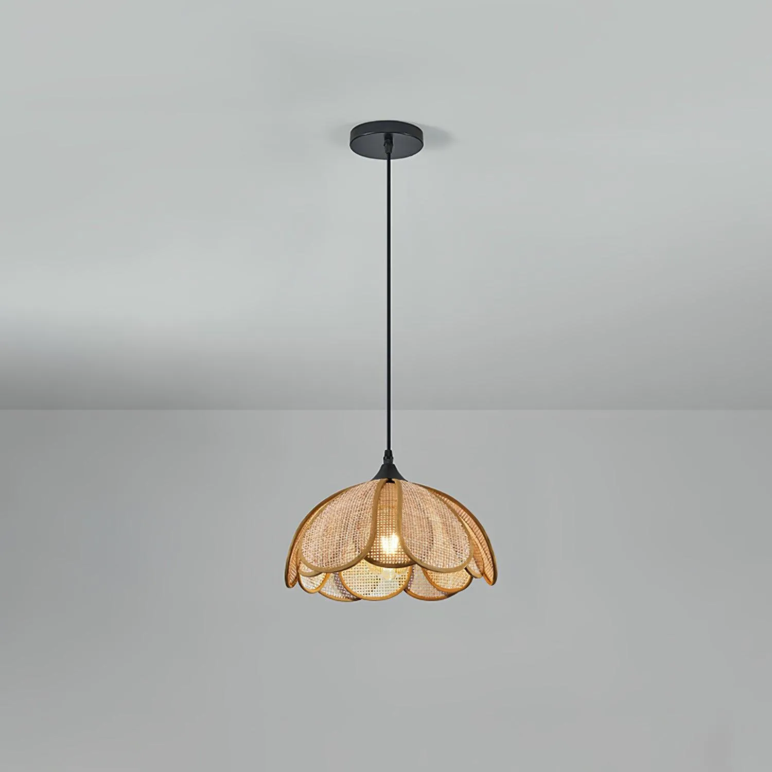 Bloom Rattan Pendant Lamp