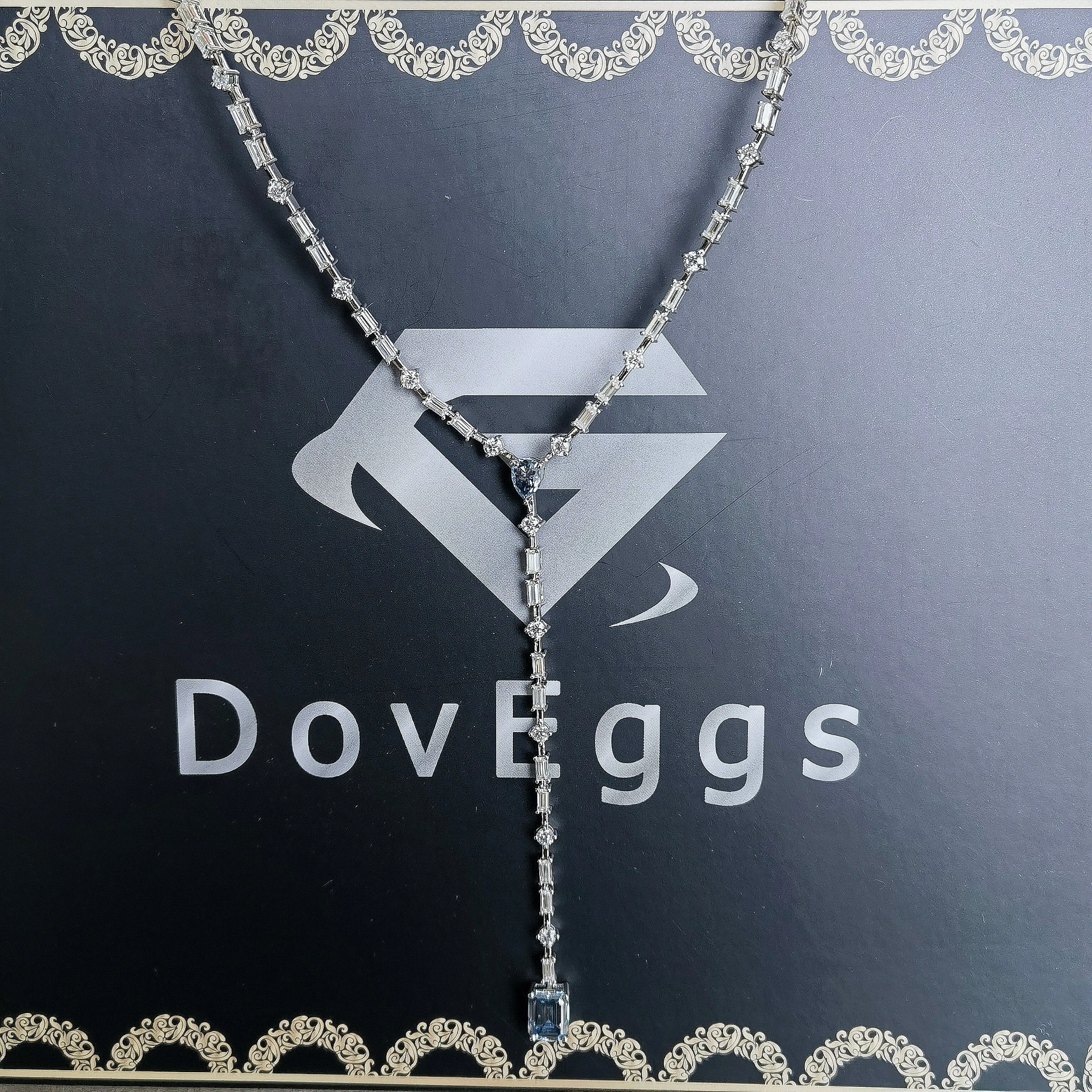 Doveggs emerald pear moissanite pendant necklace for women (18inch   4inch)