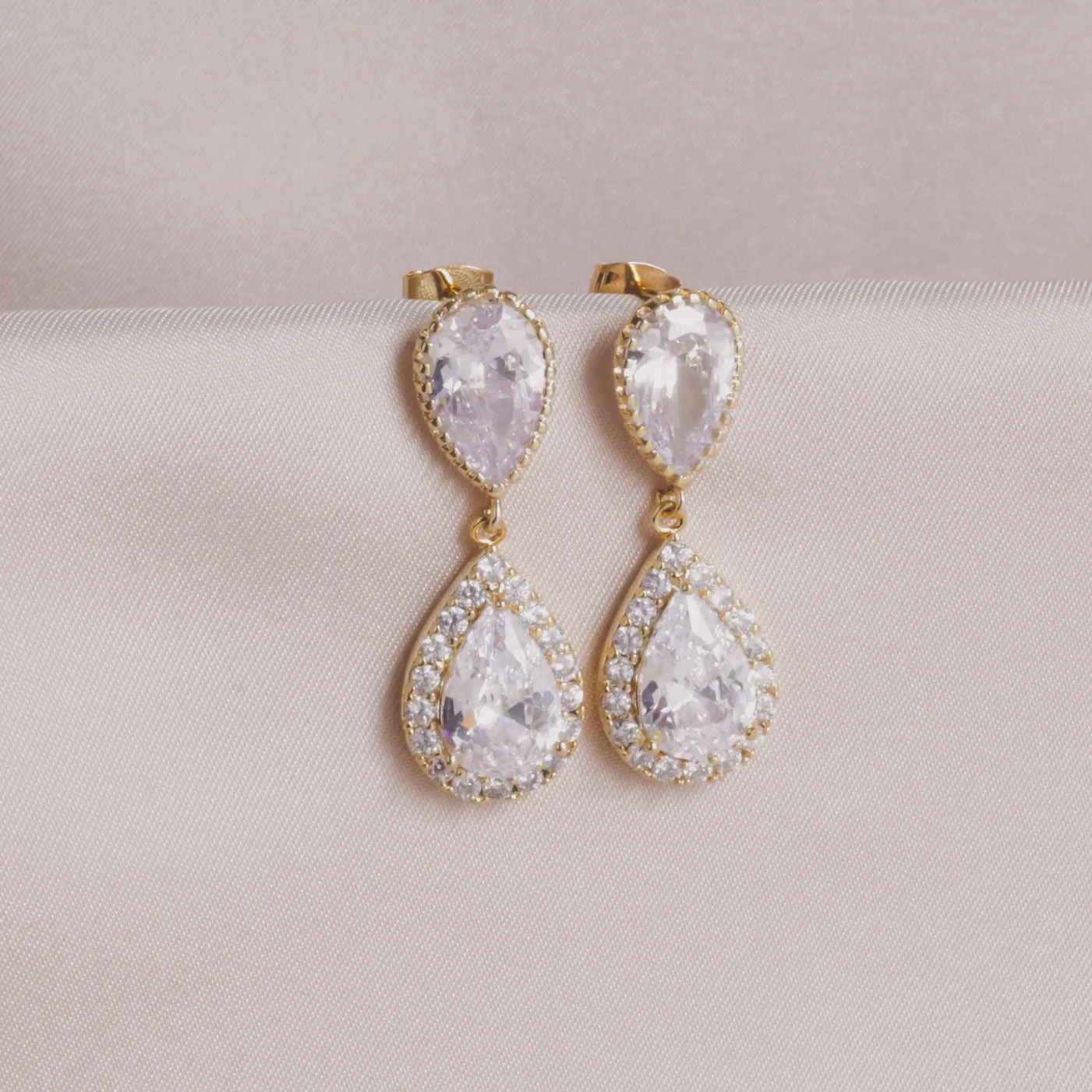 Gold Crystal Dangle Bridal Earrings