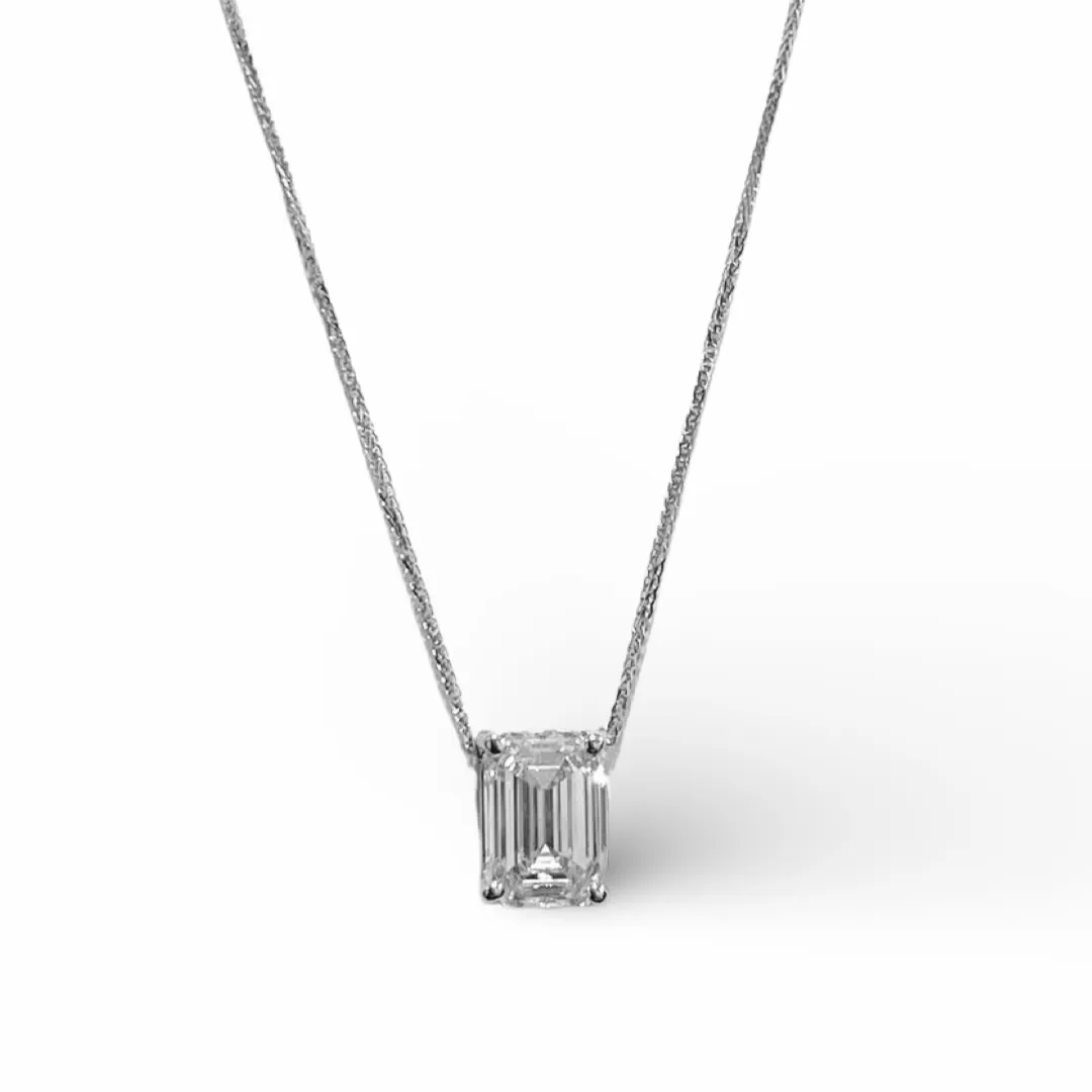 #LVNA2024 | 1.04ct E SI2 Emerald Solitaire Diamond Necklace 14kt IGI Certified