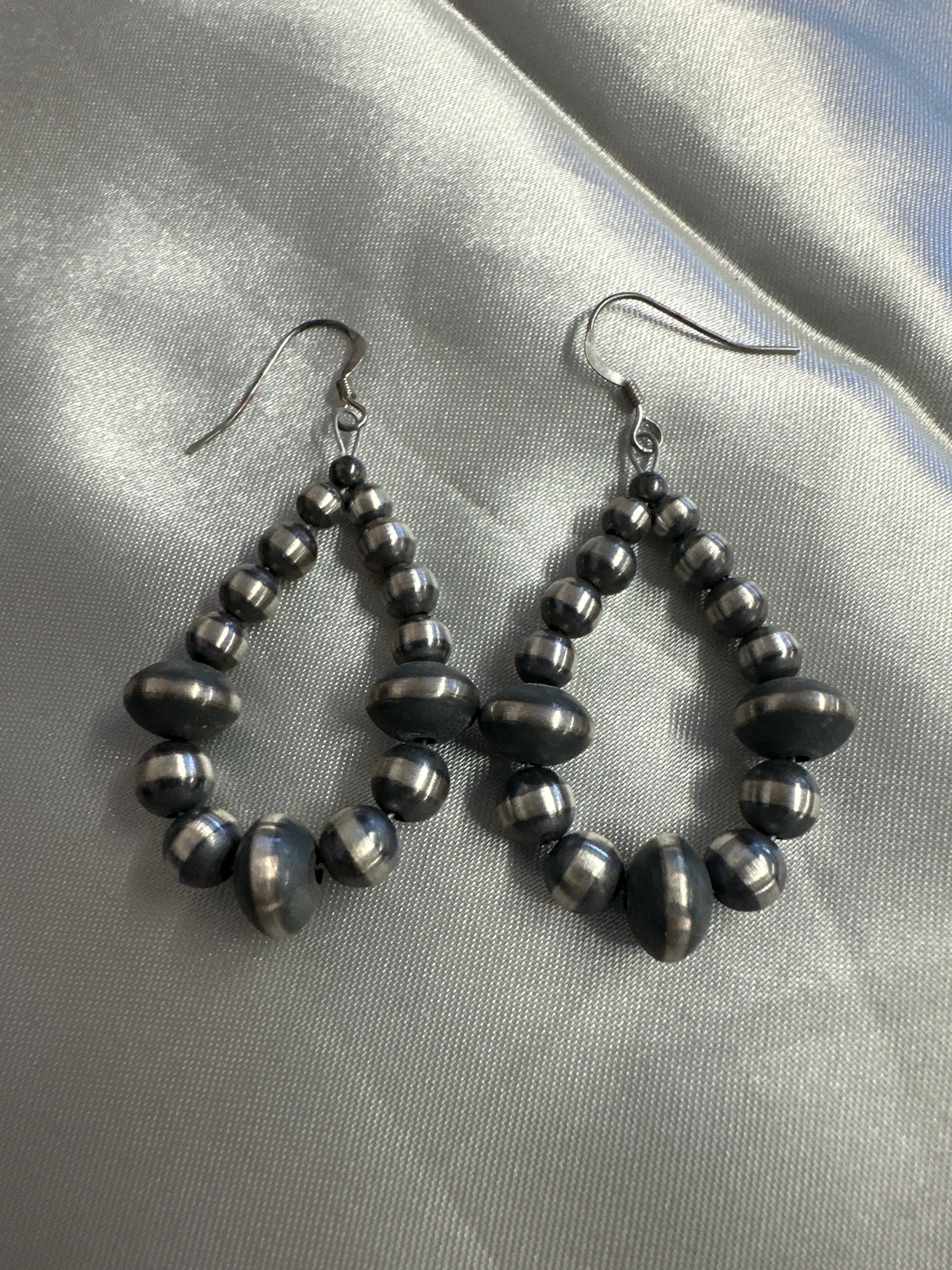 Navajo Pearl Earrings