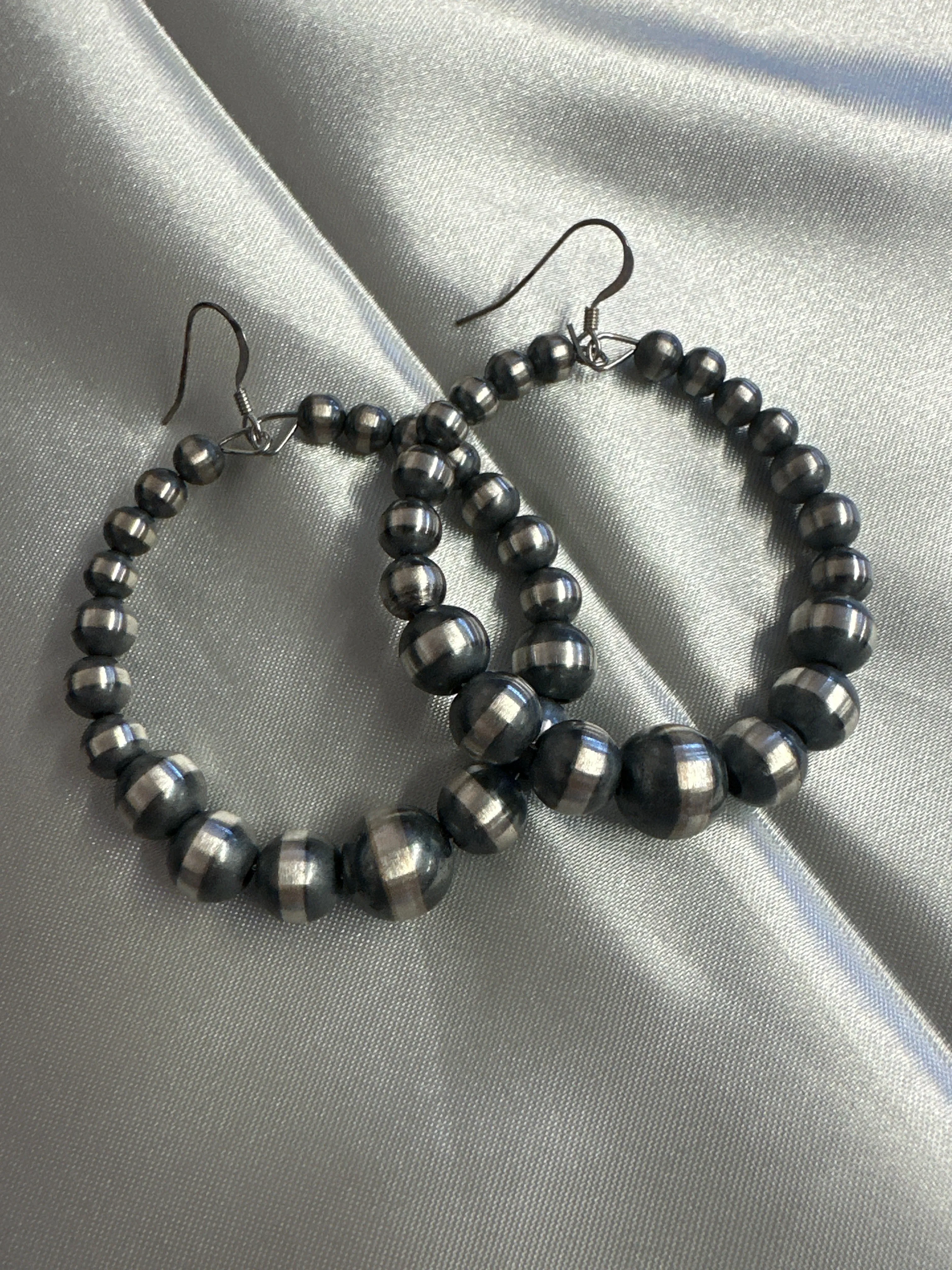 Navajo Pearl Earrings