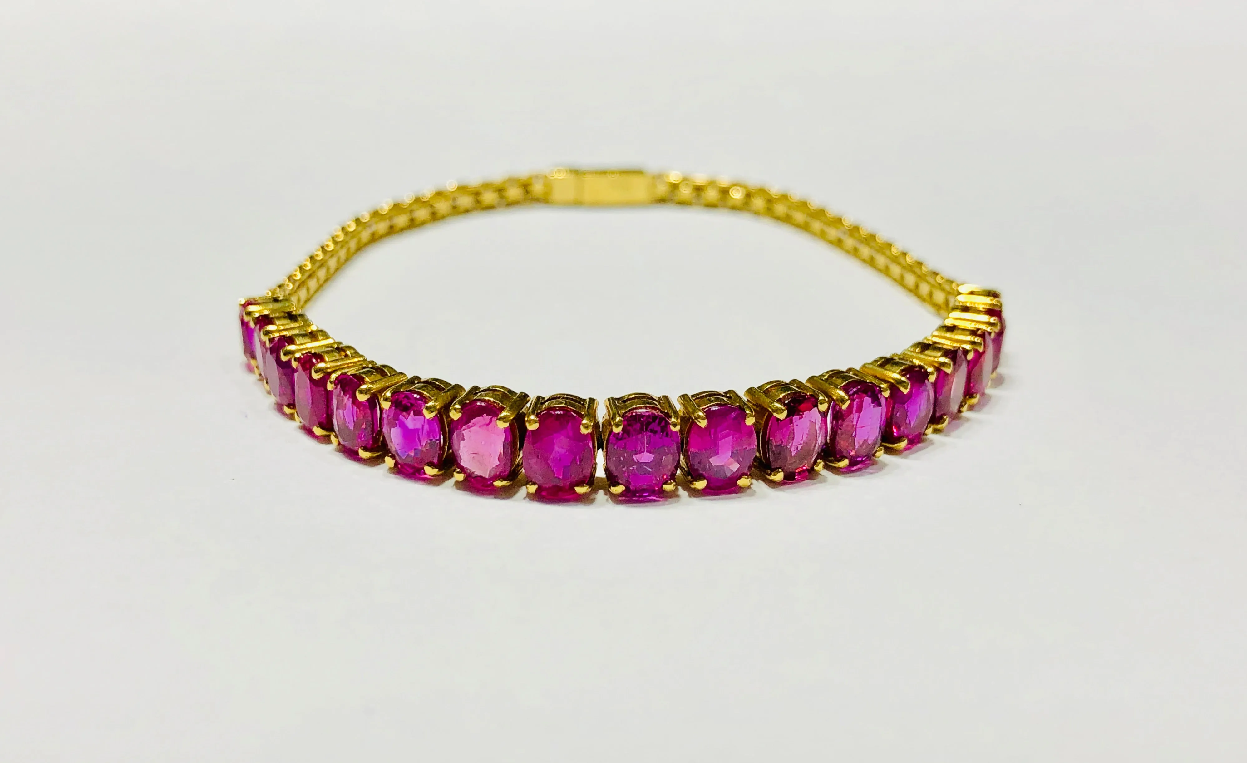 Pink Ruby Bracelet (18K)