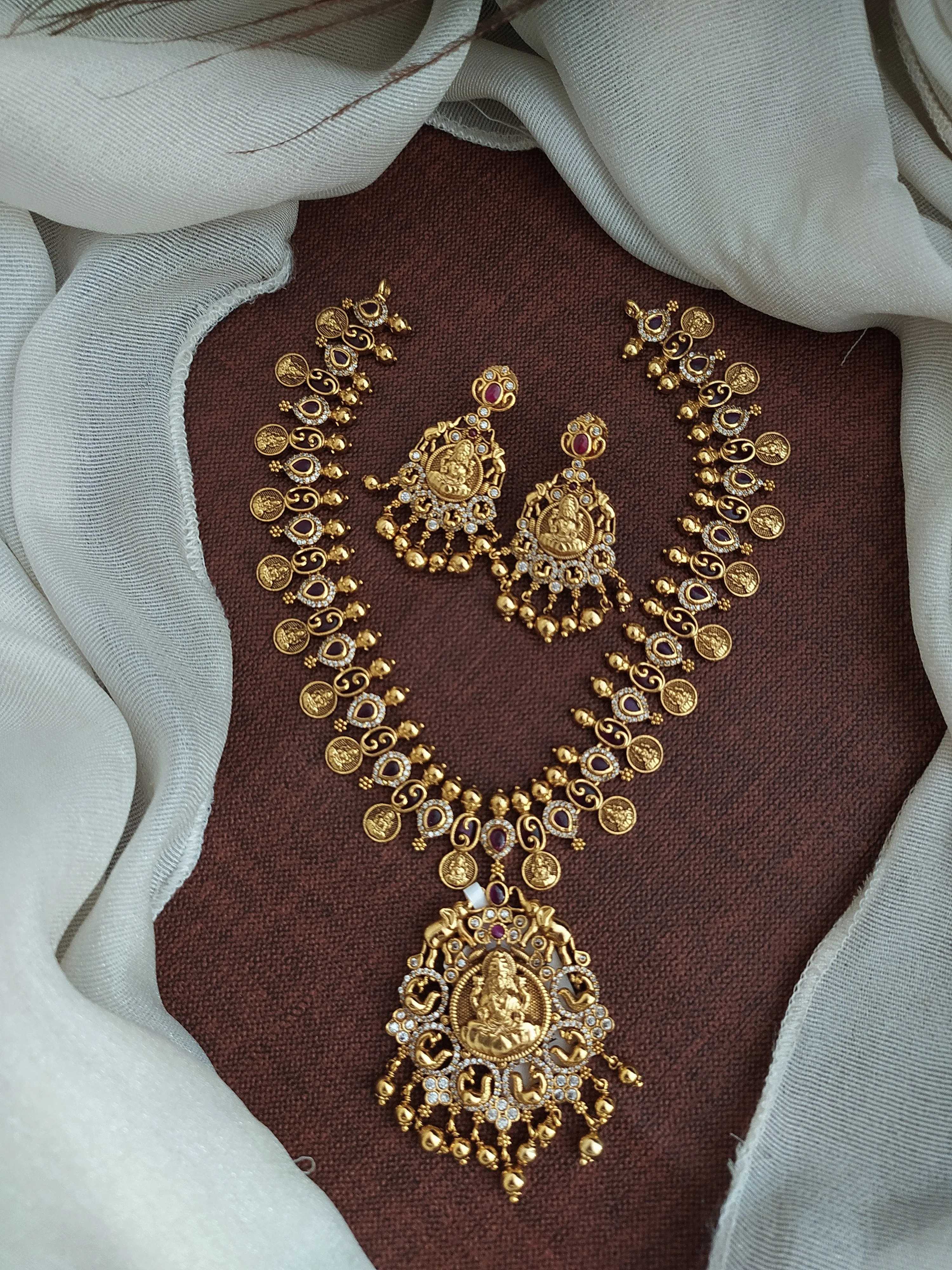 Spiritual Antique Goddess Lakshmi Pendant Necklace Set