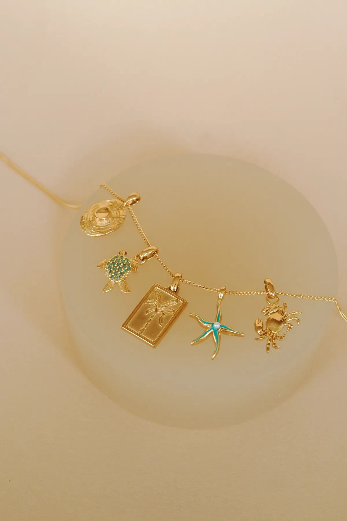 Under the sea turtle necklace gold plated