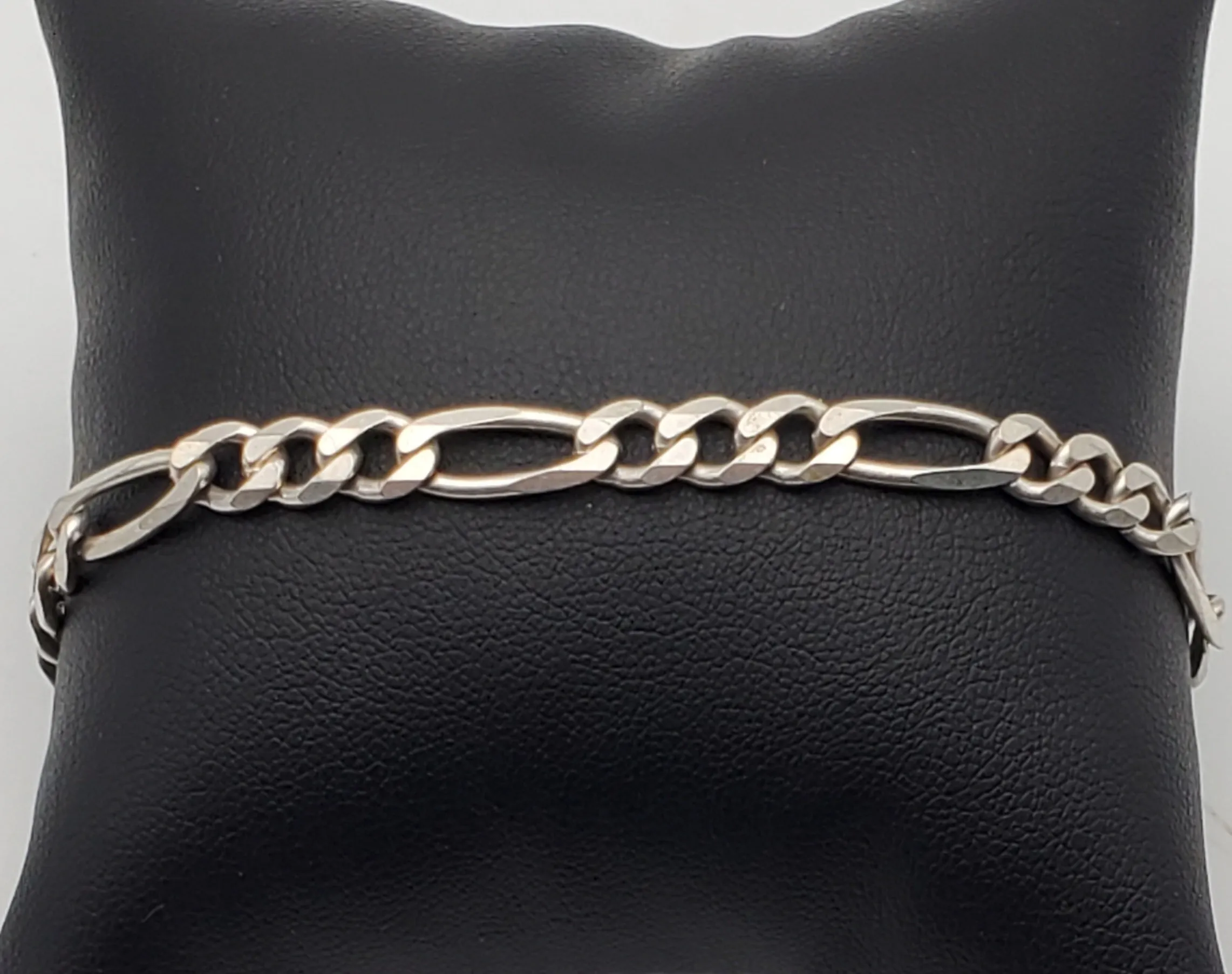 Vintage Italian Sterling Silver Figaro Link Bracelet - 8"